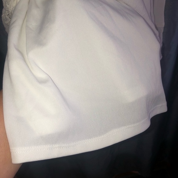 One Clothing White Lace Top size L , romantic looking white blousy top - Picture 9 of 9